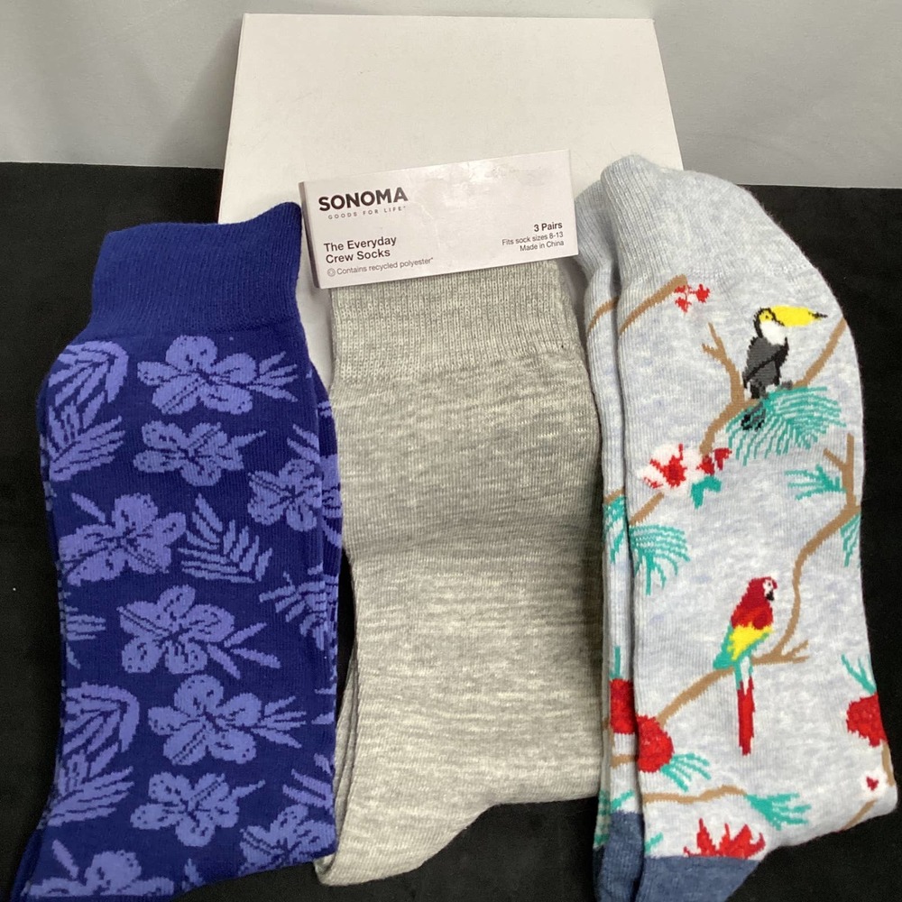 Tropical Theme Mens Crew Socks
